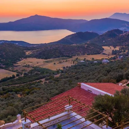Sleeps 6 With Pool And Air Con * Kalkan