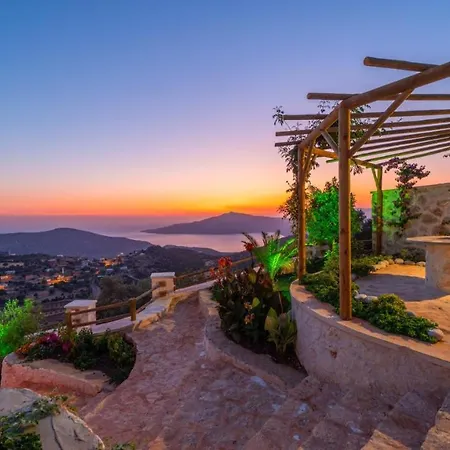 Sleeps 6 With Pool And Air Con Villa